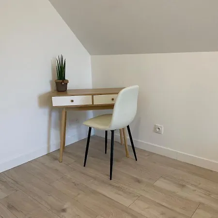 Family House With Garden, 10 Min From The Center Of Rouen *